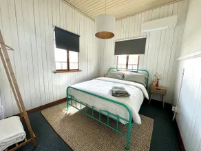 Cozy Cottage near Queens Park, St Vinnies & TGS - Image 3