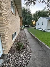 6-bedroom house with Wi-Fi, AC, and pet friendly! - Image 3