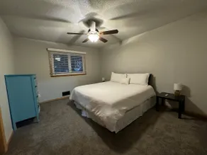 6-bedroom house with Wi-Fi, AC, and pet friendly! - Image 5