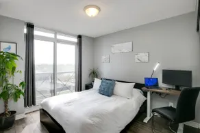 Luxury Condo | Fast WiFi | At Kipling Station - Image 3