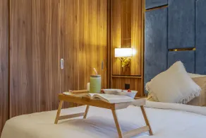 Luxury 2BR retreat|5 mins from Dxb airport & metro - Image 2