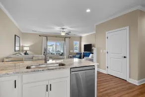 Conch Tales fun, lakeside retreat in amenity fille - Image 4