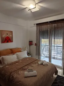 Katerini Downtown Apartment & parking - Image 4