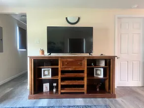 The JC Haven | Spacious 2BR Near Downtown & ETSU - Image 5