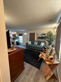 The JC Haven | Spacious 2BR Near Downtown & ETSU - Image 3