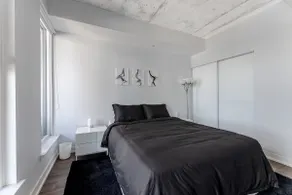 Charming 2BR Condo in Riverdale - Image 5