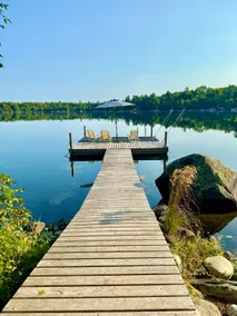 Family Waterfront Home with Cedar Barrel Sauna - Image 2