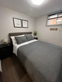 Private Suite in Home - Image 4