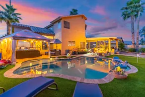 Suite Retreat | Private Courtyard, Pool & Hot Tub - Image 2
