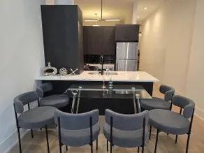 Modern, luxury apartment downtown - TO - Image 2