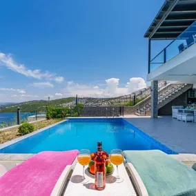 Luxurious villa in Bodrum | sea view | 14 people | pool - Image 3