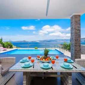 Luxurious villa in Bodrum | sea view | 14 people | pool - Image 5