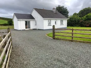 Country Cottage - Image 5