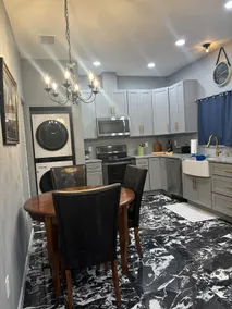Guesthouse with Pool in Palm Harbor - Image 4