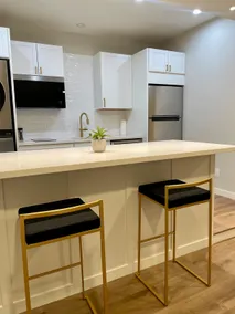 Very Demure, Very Cozy, 2 bd guest home w/ hot tub - Image 5