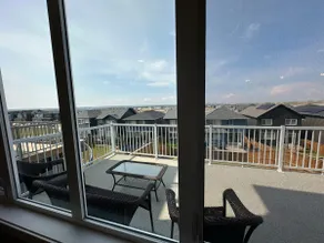 Large brand new 5B4B with AC/near airport&mall - Image 4