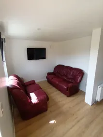 Glandore 2 bedroom house - Image 3