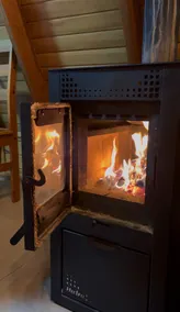 Cabin in the hills - Image 4