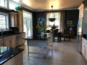 Peacocks and Luxury on 100+ acres, Hot Tub, Sauna - Image 4