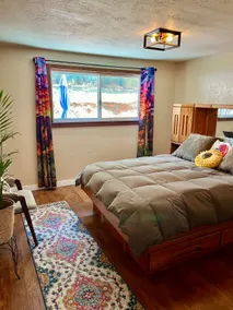 2 1/2 acres with gorgeous view - Image 3