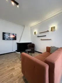 Stopover apartment: Garage, bed linen, air conditioning - Image 3