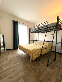 STOP – 10 minutes from the city center: garage, linens, air conditioning! - Image 5