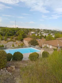 T2 Zen 4 people Carnoux-en-Provence - Image 4
