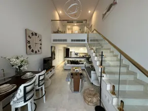 Luxurious Loft with Beach Access - Image 5