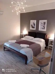 Bilo De Luxe 5 Betten in Residenz mit Schwimmbad und Tennisplatz - Image 3