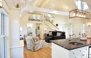 River Front Cottage with dock and views - Image 4