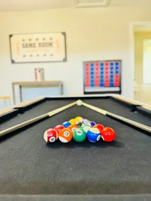 Casa Oasis Modern Comfort Retreat Game I Gym - Image 3