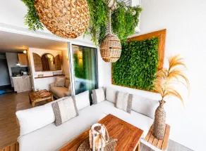 Charming Tropezian, great sea view, Beach, Pool, Park - Image 4