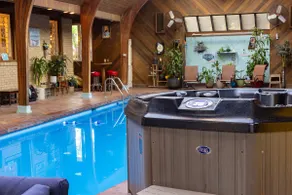 Starved Rock Pool House - Image 3