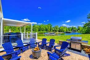 5BR Lakefront Lake Anna, Hot Tub, Pool, Beach - Image 4