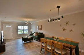 Lovely and Amazing Newly Renovated Townhouse - Image 3