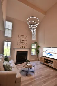 Lovely and Amazing Newly Renovated Townhouse - Image 5