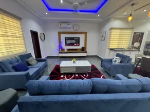 Afia suite inside Anita’s court - Image 5
