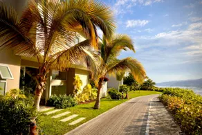Exclusive Beach House in Cabo Merlin - Image 2