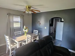 Cozy Countryside Retreat - Image 3