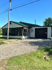 Lake view cottage w hot tub & AC - Image 4