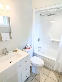 Private Suite • Near Bruce Trail • Modern & Bright - Image 5