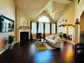 Elegant, cheerful and spacious. - Image 4