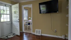 Cozy, Perfectly Located - Image 4