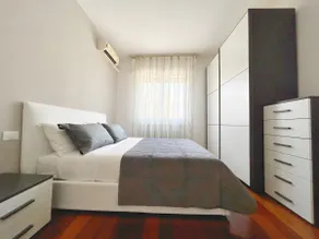Orange apartment - Image 2