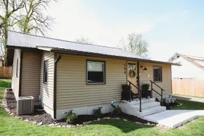 The Buckeye Cottage –Getaway Near Buckeye Lake - Image 2