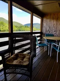 River’s Edge Balcony Suite - Image 5