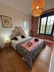 house with garden in the city - Image 3