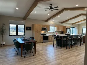 The Hunt House - Image 3