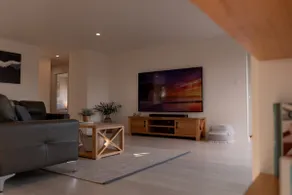 House Peron - Bayside Luxury - Image 2