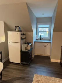 Cozy Loft near Winery & Venues - Image 4